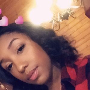 Meet your Posher, Alana